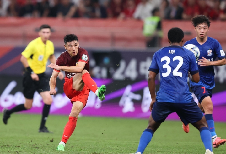 开云体育下载-上海申花队长分享比赛精彩瞬间，球迷热议战绩的简单介绍