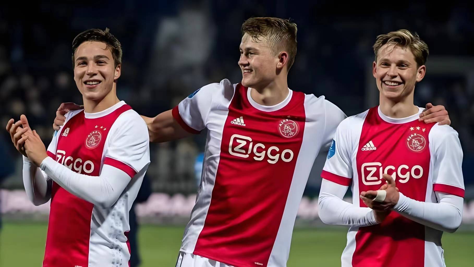 关于阿贾克斯又一次惊艳世界,欧冠传奇再续的信息 关于阿贾克斯又一次惊艳世界,欧冠传奇再续的信息