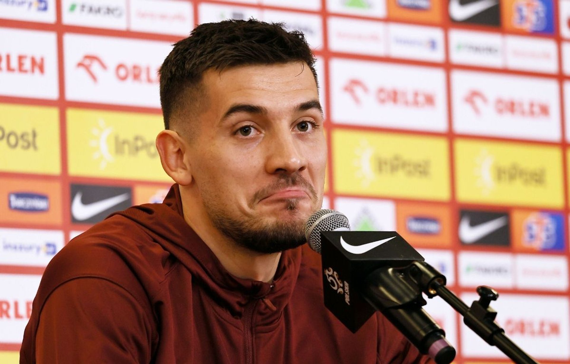 波兰主帅指导国家队参加洲际比赛