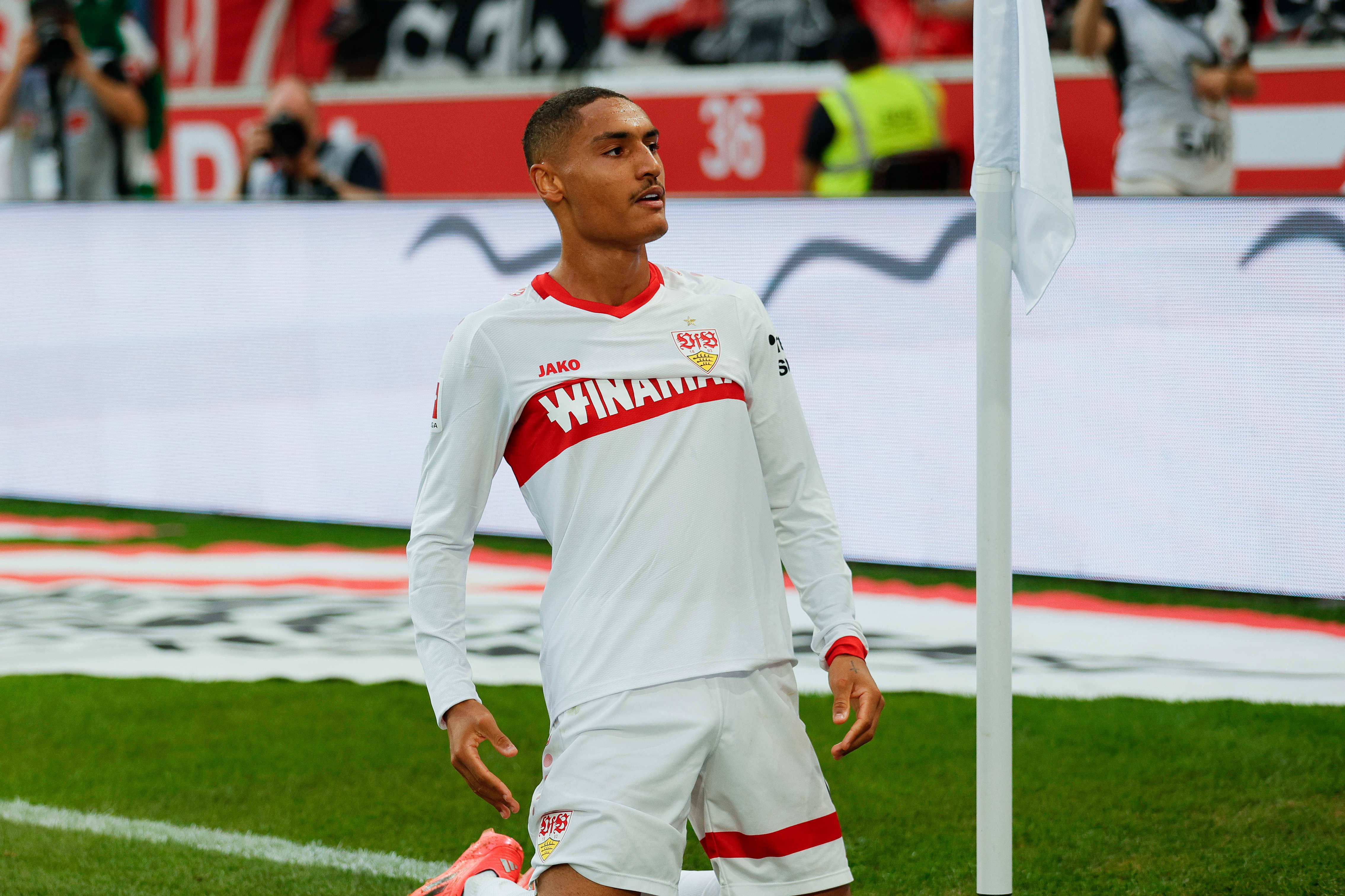 开云体育登录-斯图加特球队客场失利，德甲保级形势日益严峻的简单介绍