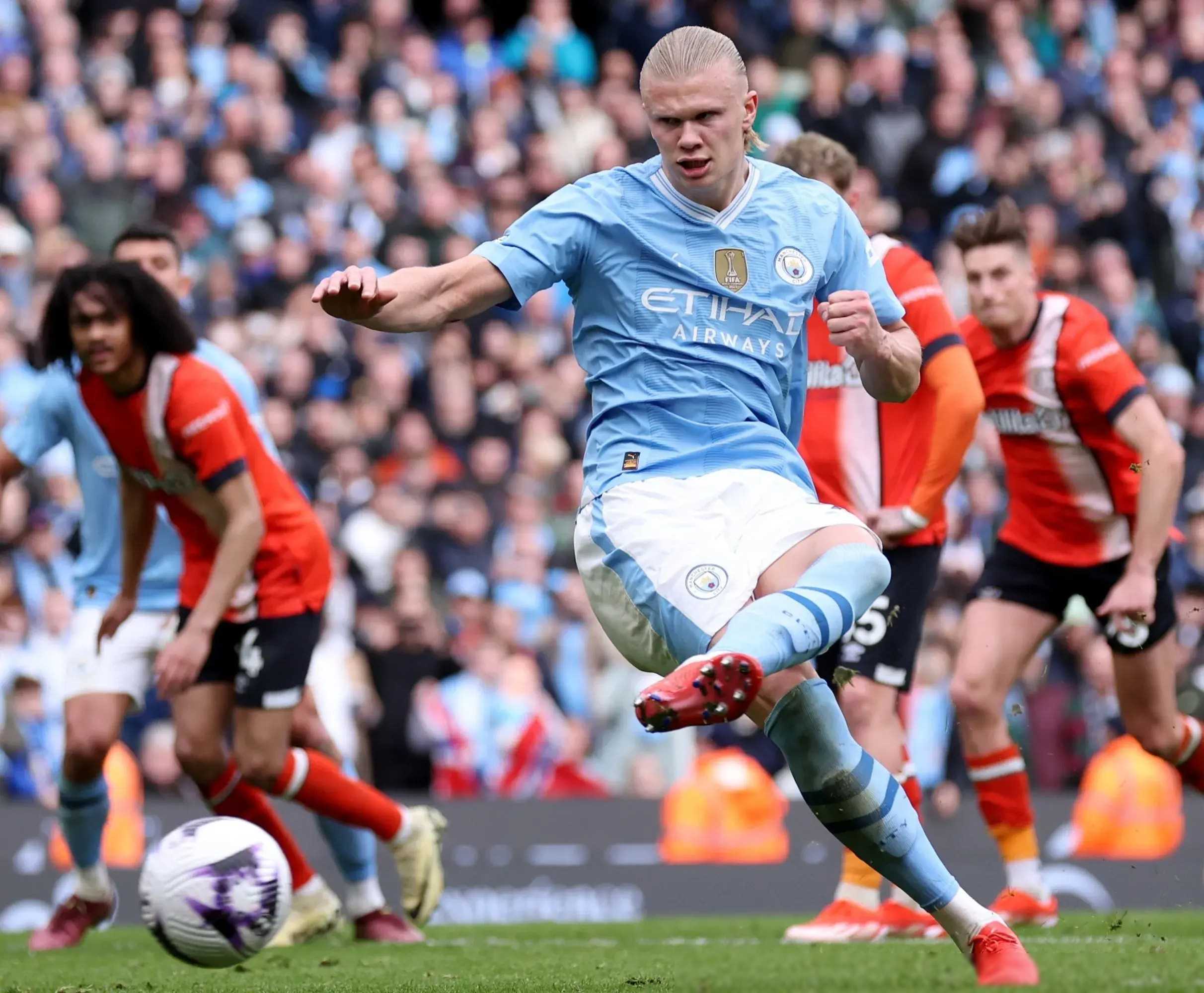 曼城客场惨败,半决赛前景堪忧的简单介绍 曼城客场惨败,半决赛前景堪忧的简单介绍