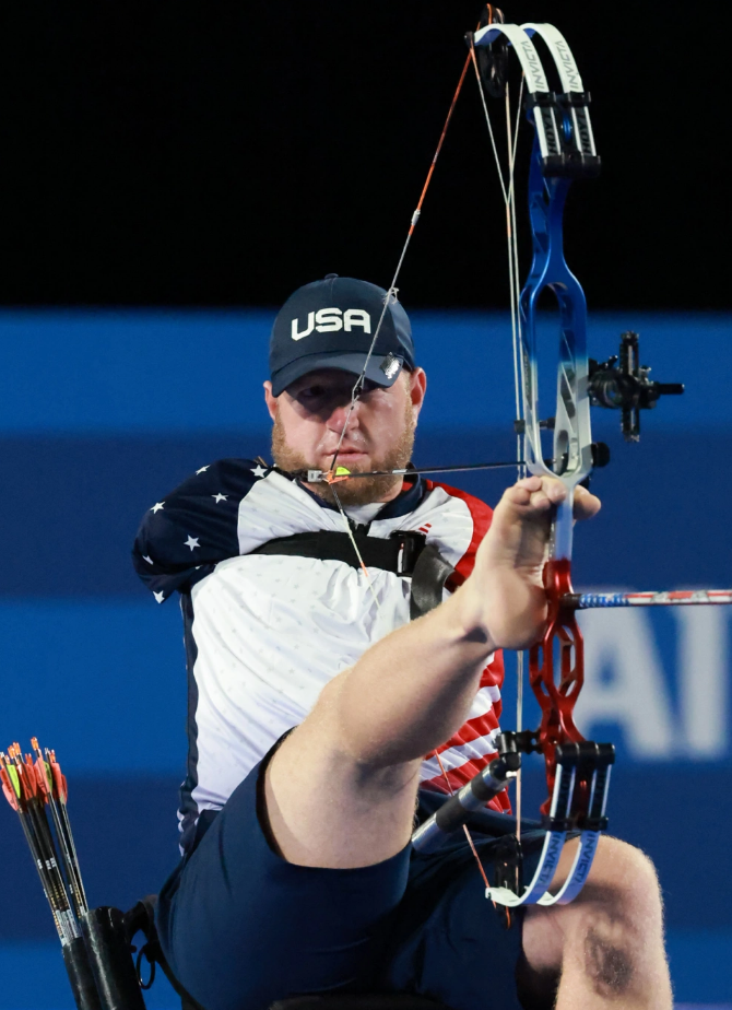 比利时射箭选手表现出色，获得银牌！的简单介绍