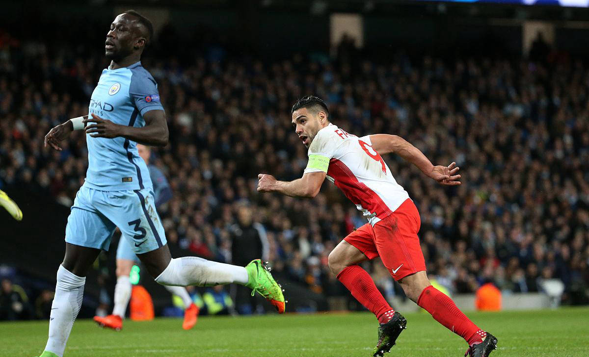 摩纳哥客场遭遇失利，势头受挫