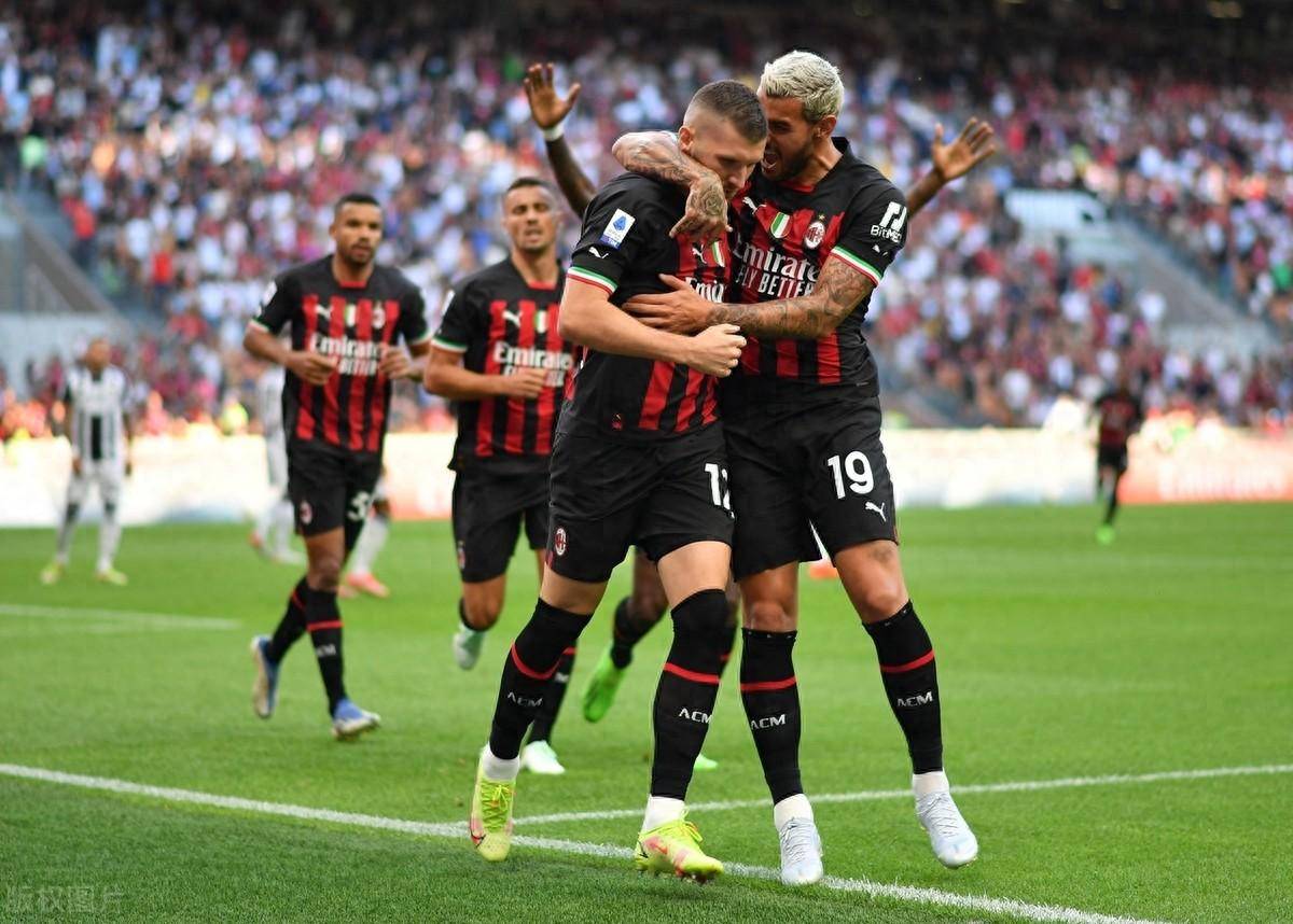 开云体育下载-意甲联赛的球员们在场上展现出色表现