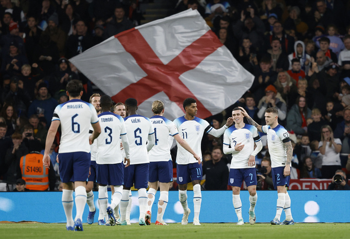 欧洲杯预选赛:英格兰队获得一个关键胜利 欧洲杯预选赛:英格兰队获得一个关键胜利