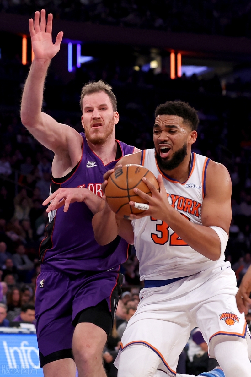 猛龙对阵尼克斯，激烈角逐均未占上风