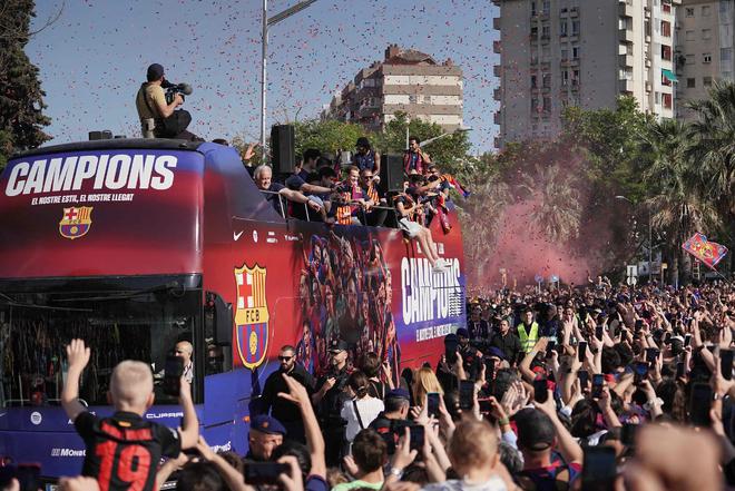 罗卡:让我们一起为欧冠冠军努力的简单介绍 罗卡:让我们一起为欧冠冠军努力的简单介绍