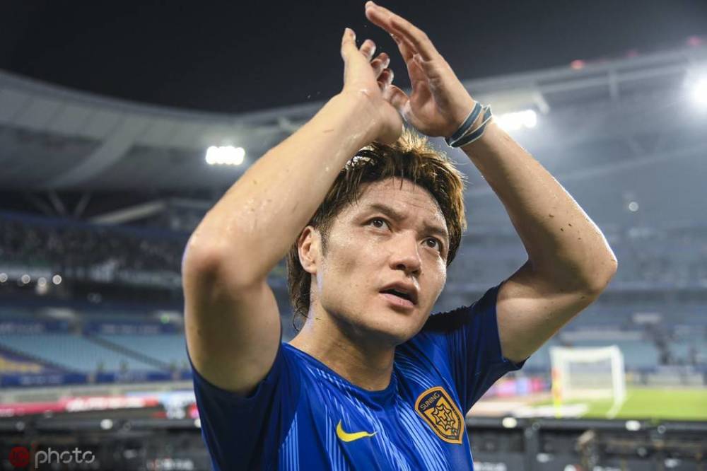 首发登场的新秀，表现出色成为焦点