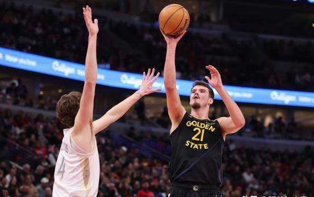 喜忧参半，球员受伤影响比赛走势