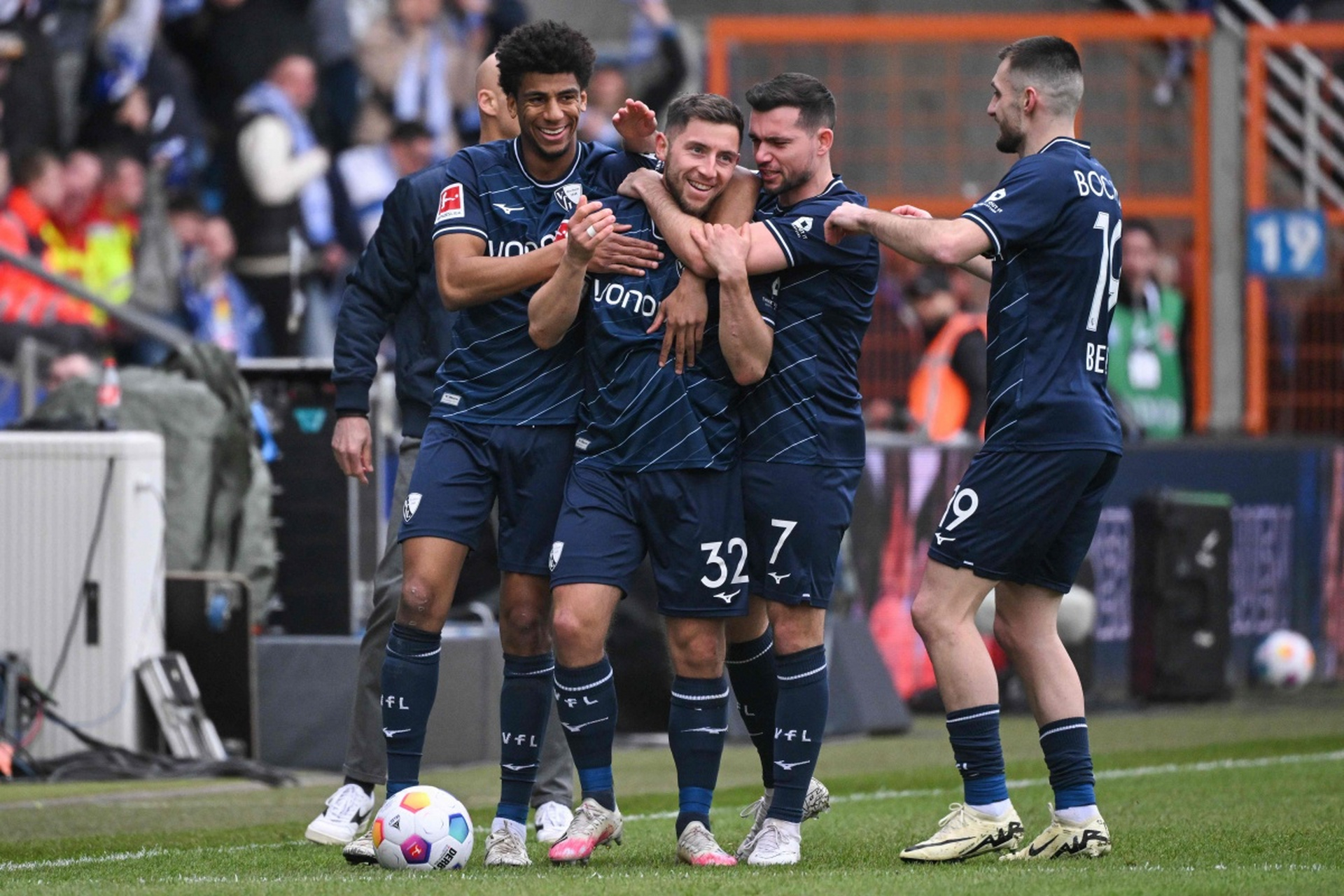 弗赖堡主场告捷，球队备受鼓舞