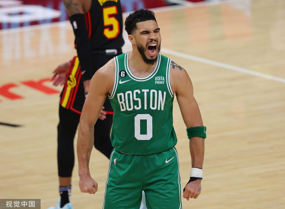 开云体育-老鹰惜败步行者，特雷杨独揽35+15数据