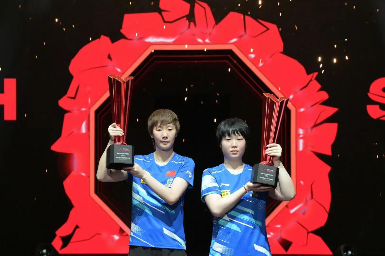 乒乓球比赛激战连连,新加坡选手获得铁人 乒乓球比赛激战连连,新加坡选手获得铁人