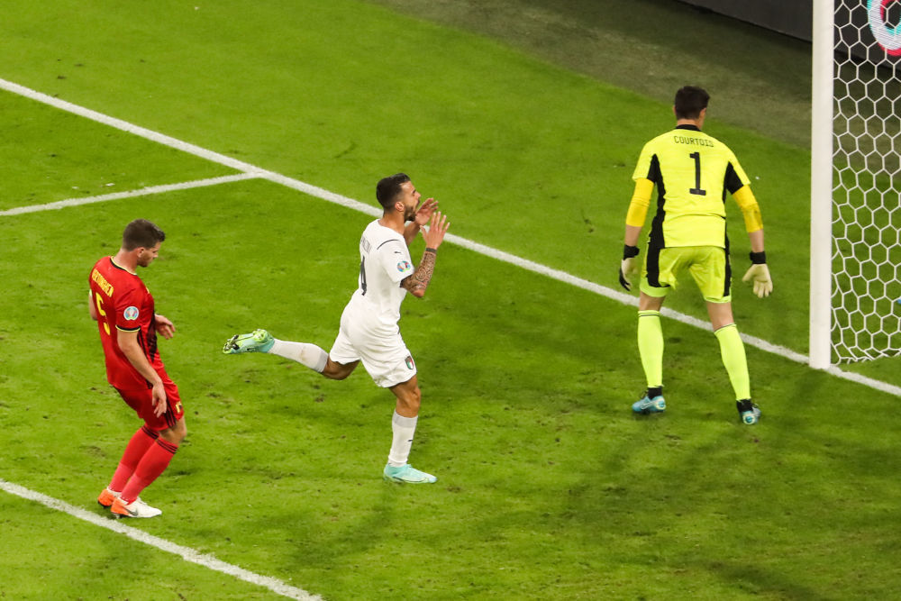 意大利队在紧张比赛中取得胜利，晋级欧锦赛半决赛