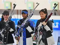 新西兰射击选手米勒斩获男子步枪冠军