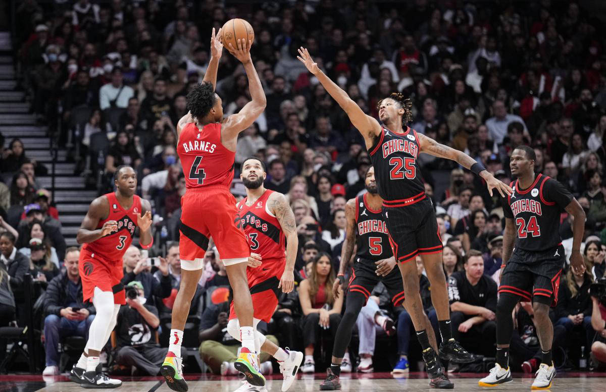 猛龙获首轮大胜,晋级东部半决赛 猛龙获首轮大胜,晋级东部半决赛