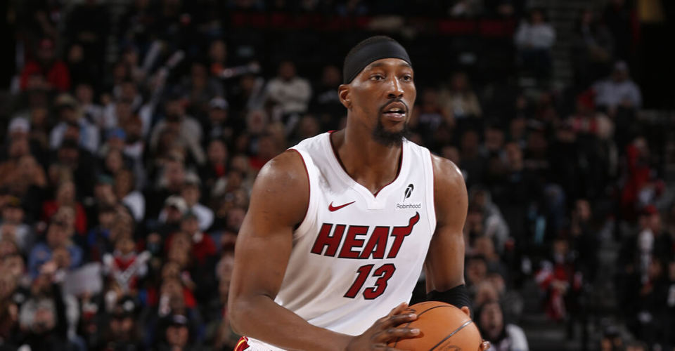 阿德巴约以完美表现助球队领先