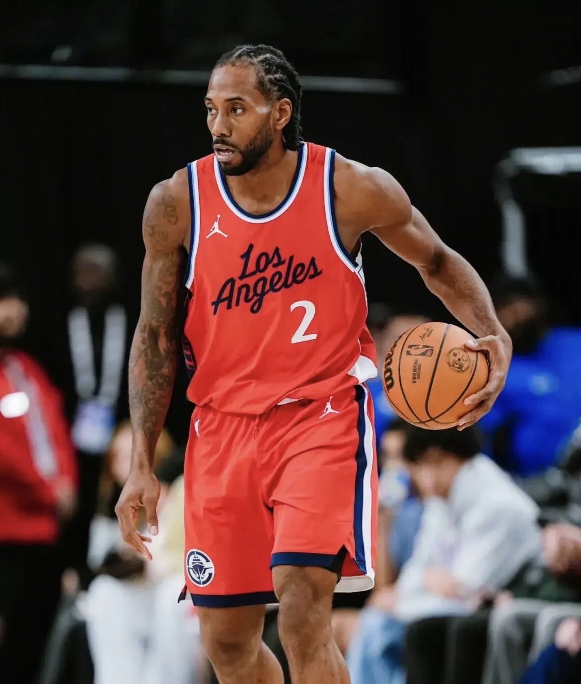 开云体育-猛龙横扫快船，伦纳德砍下全队最高分