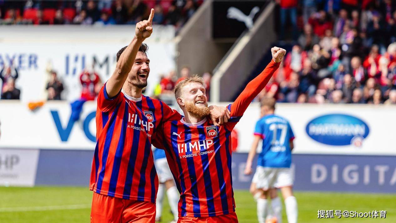 沃尔夫斯堡掌控局势,取得关键三分加固位置 沃尔夫斯堡掌控局势,取得关键三分加固位置