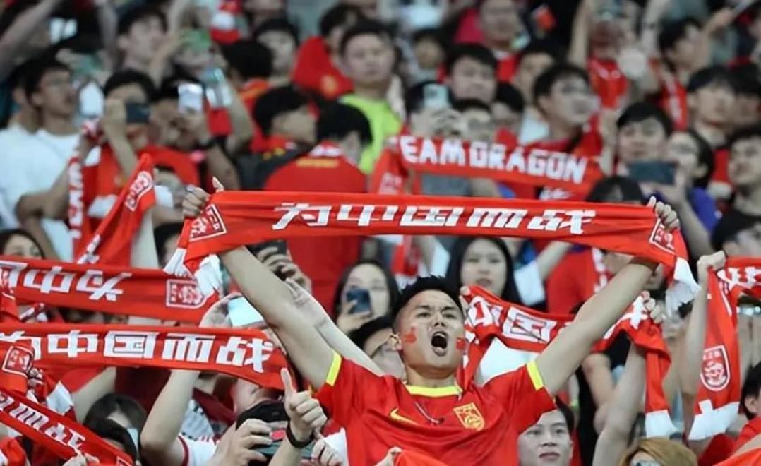 中国足球联赛:球队全力备战决赛前的最后一战 中国足球联赛:球队全力备战决赛前的最后一战