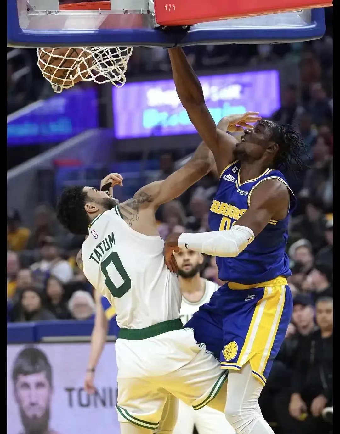 开云体育下载-人队新秀表现亮眼，助力球队取胜