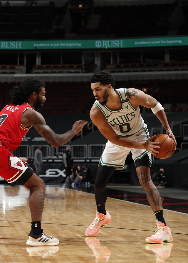 关于凯尔特人客场不敌公牛,遭遇一连败的信息 关于凯尔特人客场不敌公牛,遭遇一连败的信息