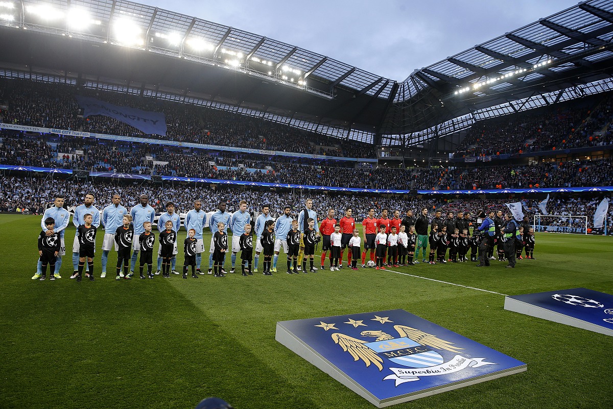 巴黎圣日耳曼轻松战胜洛里昂，领跑法甲积分榜