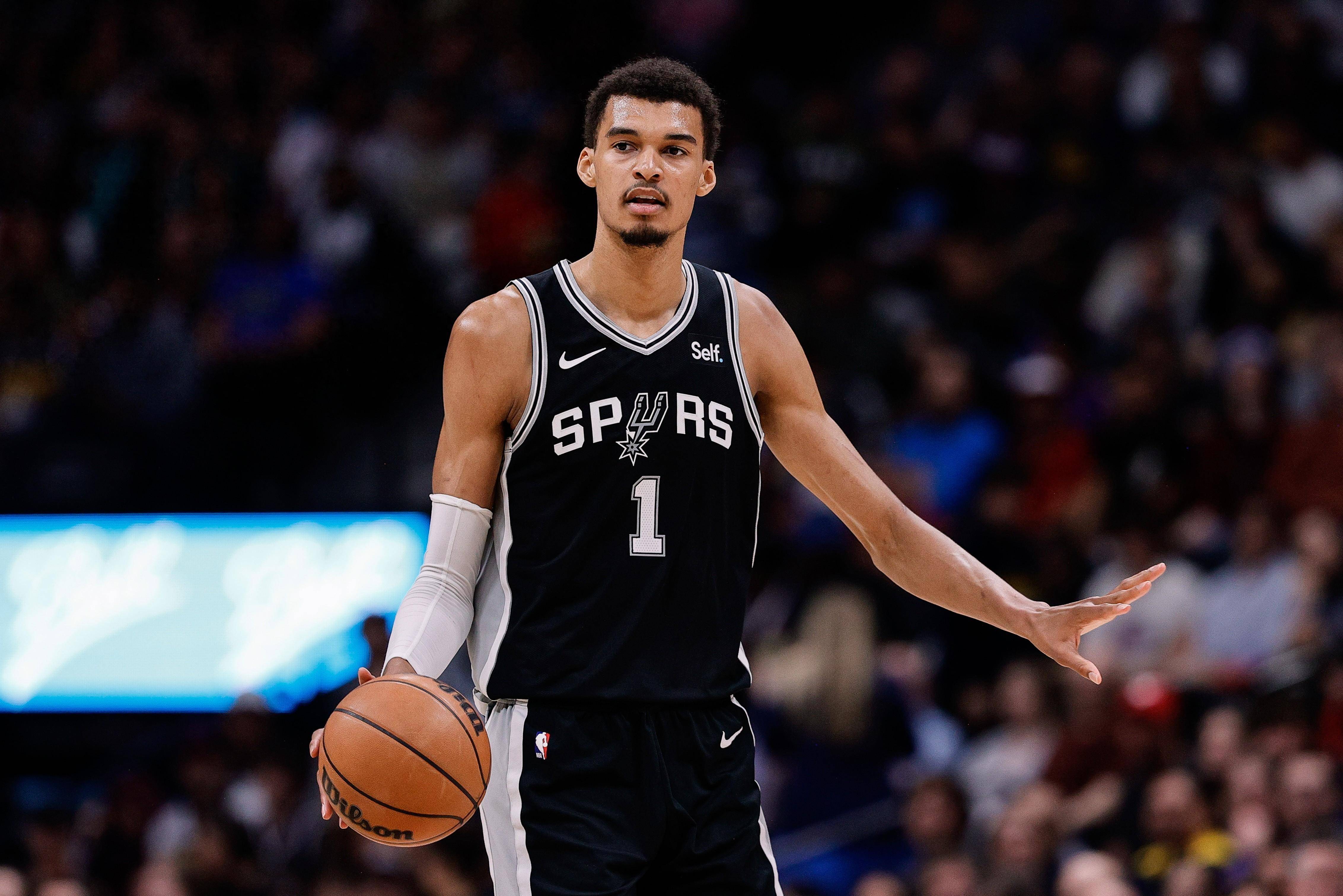 开云体育官网-马刺惜败湖人，惊天逆转