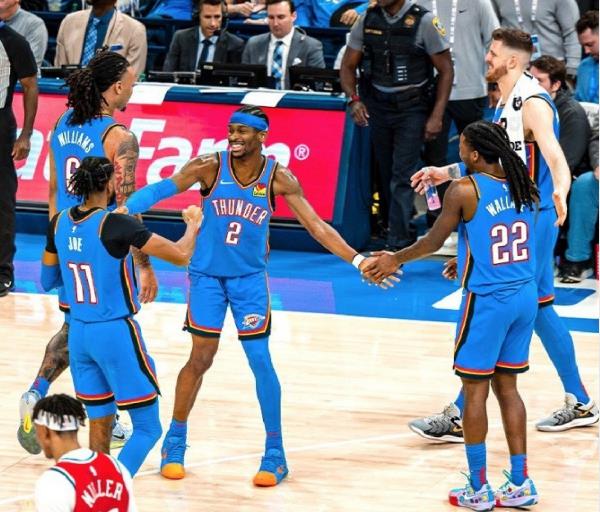 开云下载-骑士主场击败雷霆取得连胜