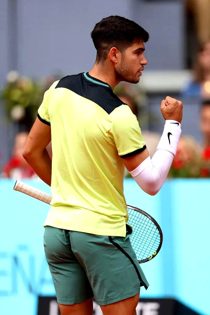 开云体育平台APP-关于蒙特卡洛大师赛轻取法网，梅德韦杰夫带队取胜的信息